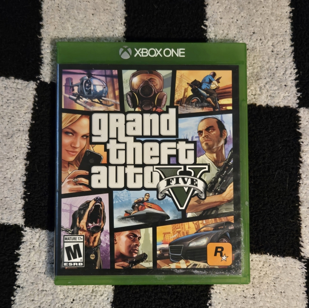 Grand Theft Auto V game Xbox One